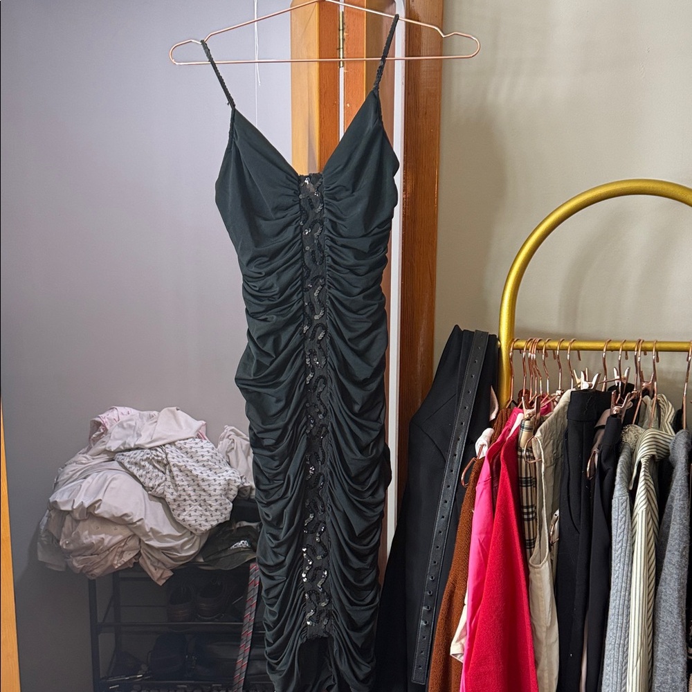 Chic Black Ruched Strapless Dress